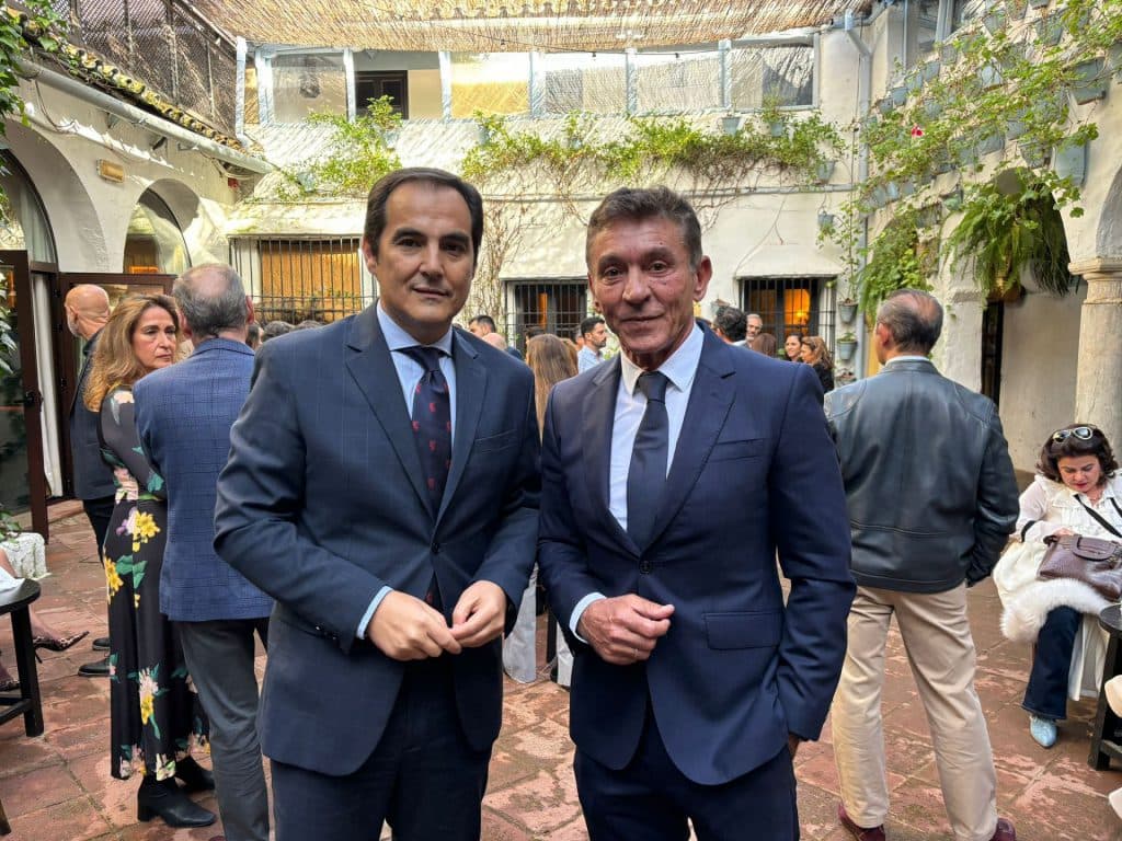 Más de 460 asociaciones de Granada se inscriben en el registro andaluz en el último año y medio