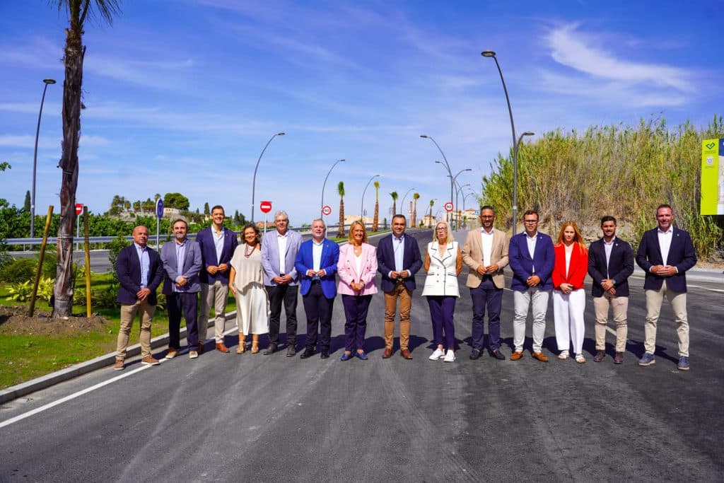 Inaugurado oficialmente el desdoblamiento de la calzada en el Camino de las Ventillas de Motril