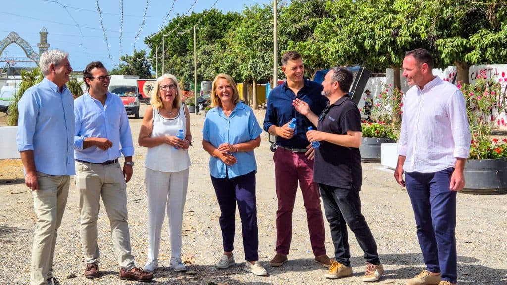El Ayuntamiento de Motril ultima los preparativos en el Recinto Ferial para el comienzo de las Fiestas Patronales 2025