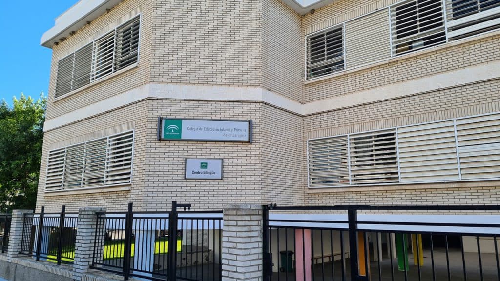 El Ayuntamiento de Salobreña acomete la puesta a punto de los colegios para el próximo curso