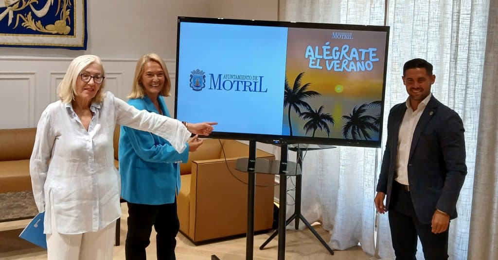 Balance positivo del periodo estival: «Motril vive un verano histórico gracias a la transformación de sus playas y a la amplia oferta de actividades»