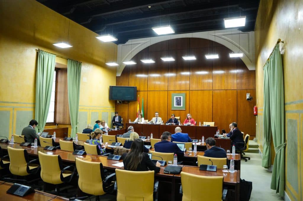 La Junta destinará en 2026 un presupuesto récord de 1.971M€ para seguir potenciando la agricultura, la pesca, el agua y el desarrollo rural