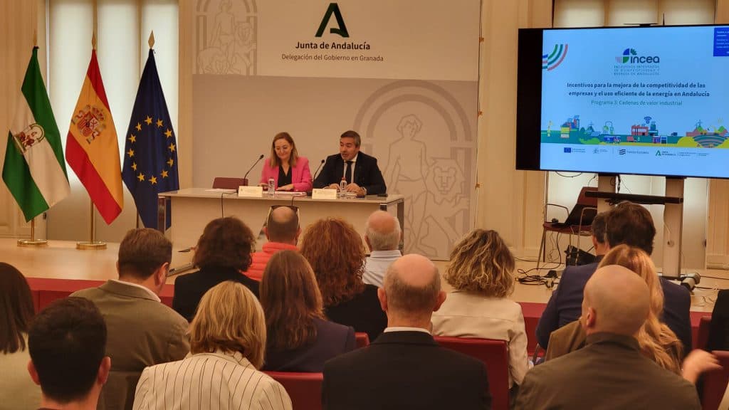 La Junta informa a las empresas granadinas de los incentivos para las cadenas de valor industrial