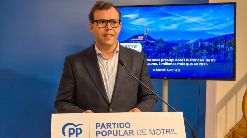 Juan F. Hernández: «Instamos al PSOE a trasladar sus reivindicaciones al Gobierno de España para que modifique la normativa que regula la tasa de recogida de residuos»