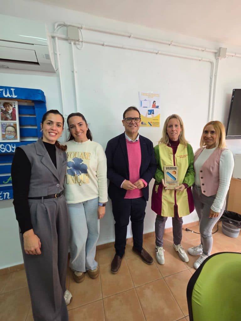 Mancomunidad refuerza su colaboración con AFAVIDA a través del programa de estimulación cognitiva para personas con alzhéimer