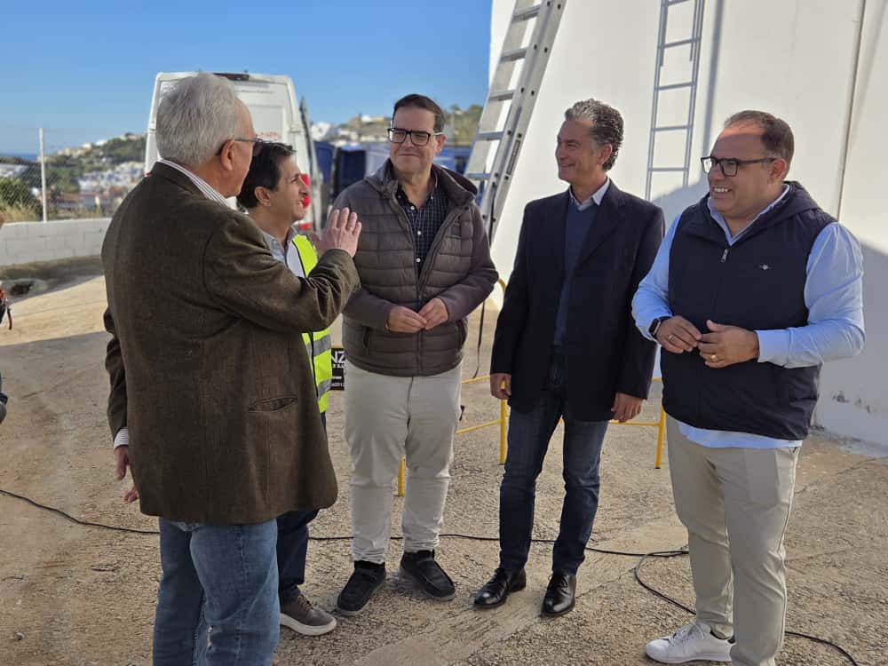Mancomunidad impulsa una inversión de 65.000 euros para instalar placas fotovoltaicas en el Depósito de Lo Colorao