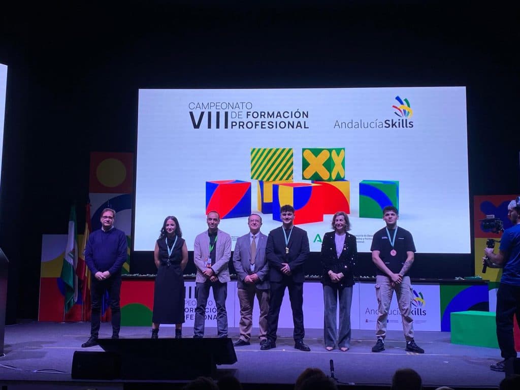 Ocho estudiantes granadinos, premiados en el VIII Campeonato de Formación Profesional