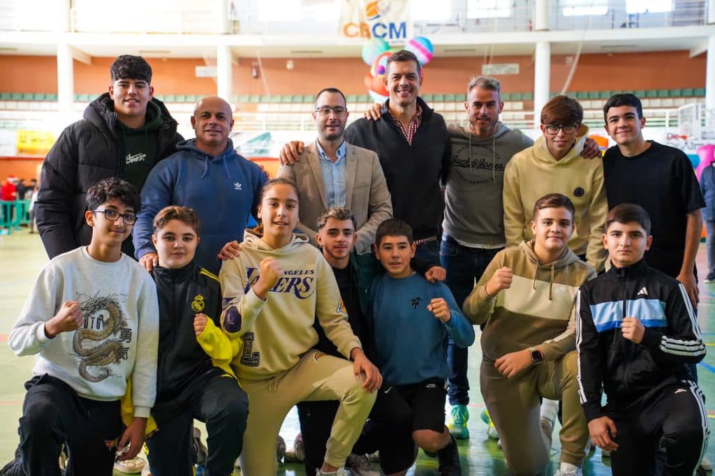 El Encuentro Joven Comarcal reúne en el Pabellón Municipal de Motril a más de 600 jóvenes