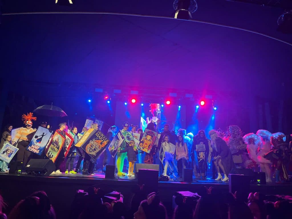 Almuñécar y La Herradura cierran el Carnaval 2026 con más de 1.500 participantes y un gran ambiente festivo