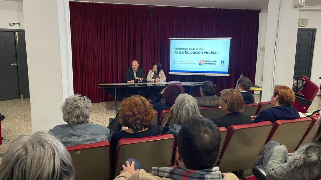 Echa a andar ‘Salobreña Participa’ con un grupo motor de una docena de asociaciones y un primer foro ciudadano en abril