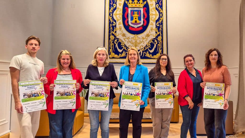 El Ayuntamiento de Motril impulsa dos programas de acompañamiento integral para facilitar el acceso al empleo