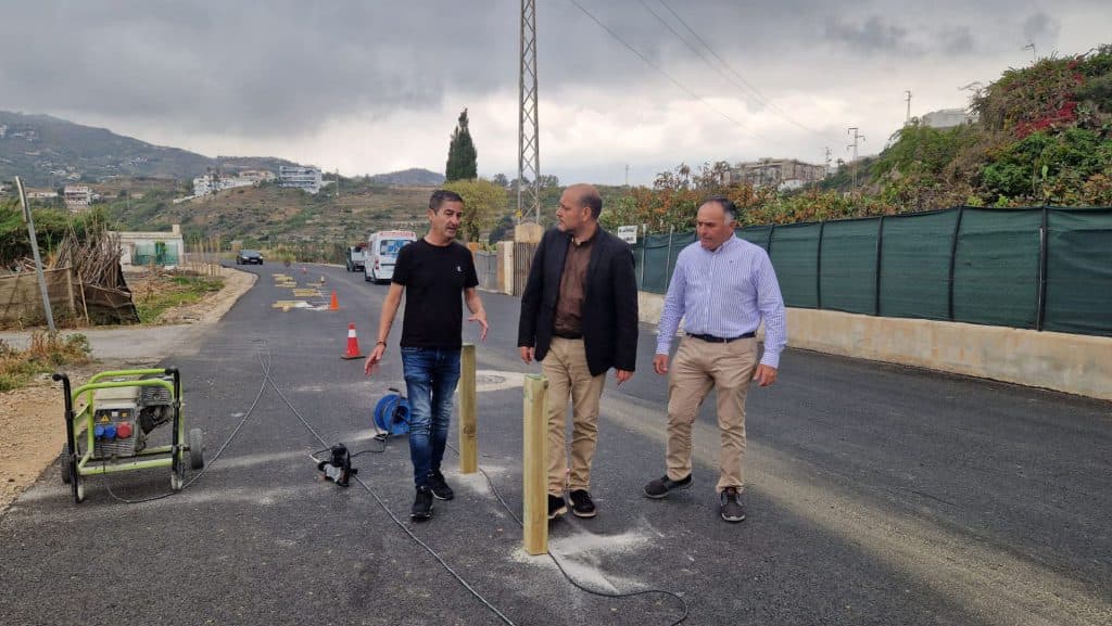 Se inician las obras del carril peatonal del vial de la zona del Gambullón en Salobreña