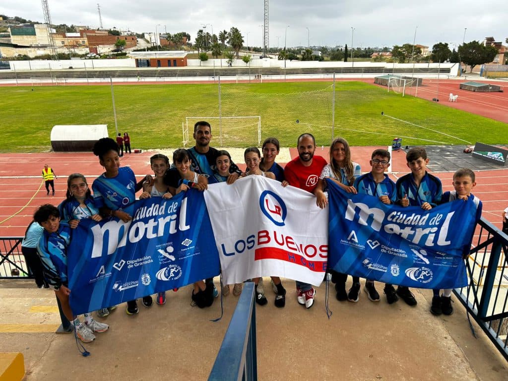 El Club Atletismo Ciudad de Motril brilla en Vélez Málaga y corona a Elena Antúnez