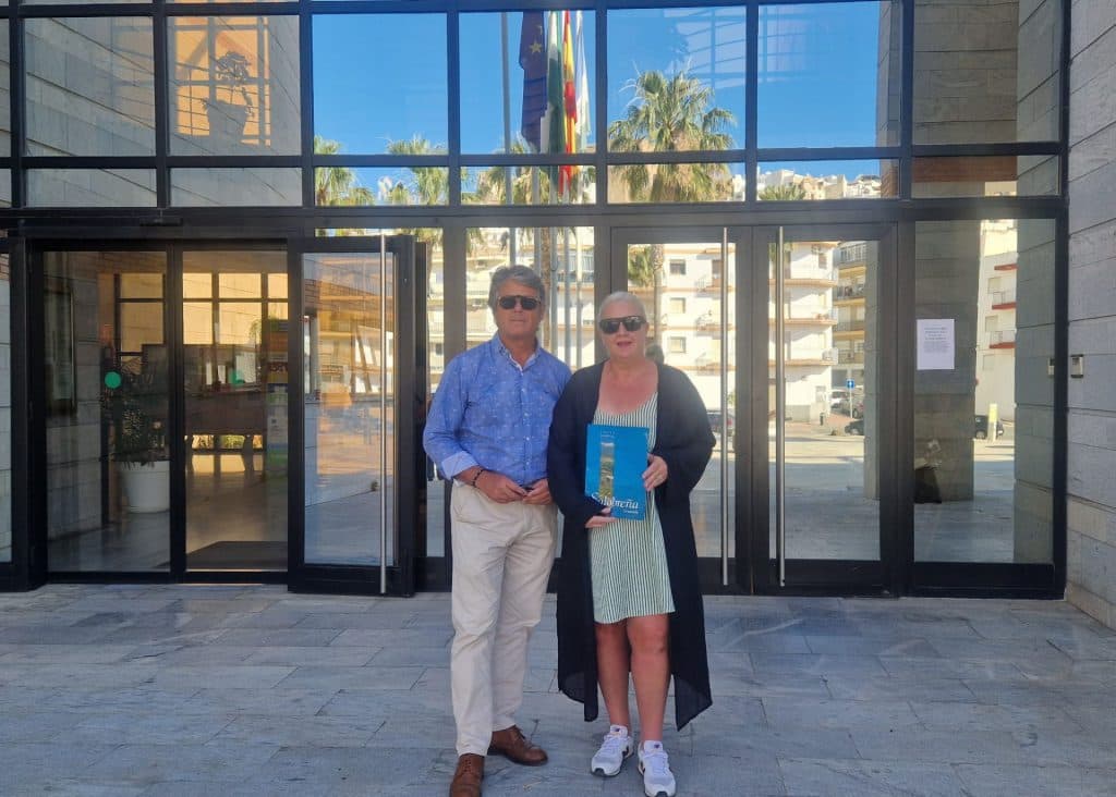 Salobreña continúa con el plan de promoción offline en los mercados del centro y norte de Europa