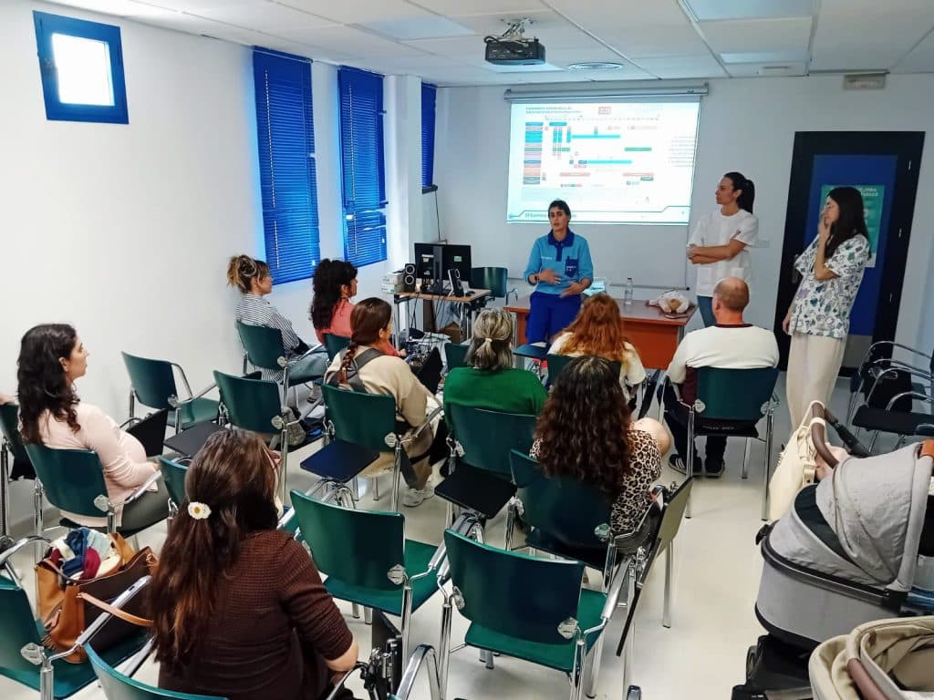 El Área Sur de Granada imparte talleres sobre lactancia materna y alimentación complementaria