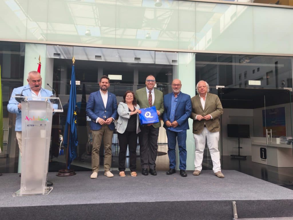 Salobreña vuelve a revalidar el distintivo de la Q de Calidad de la playa de la Charca