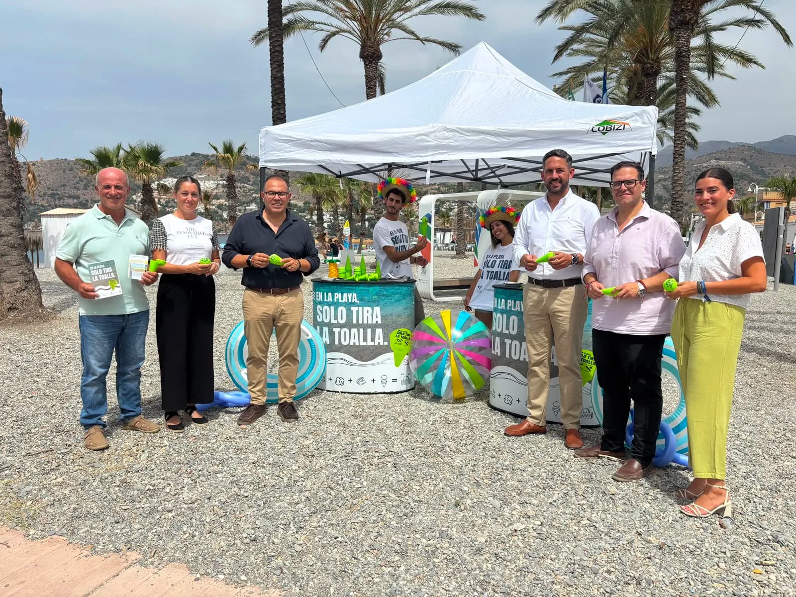 Diputación impulsa una campaña para promover el cuidado y la limpieza de las playas de la Costa Tropical
