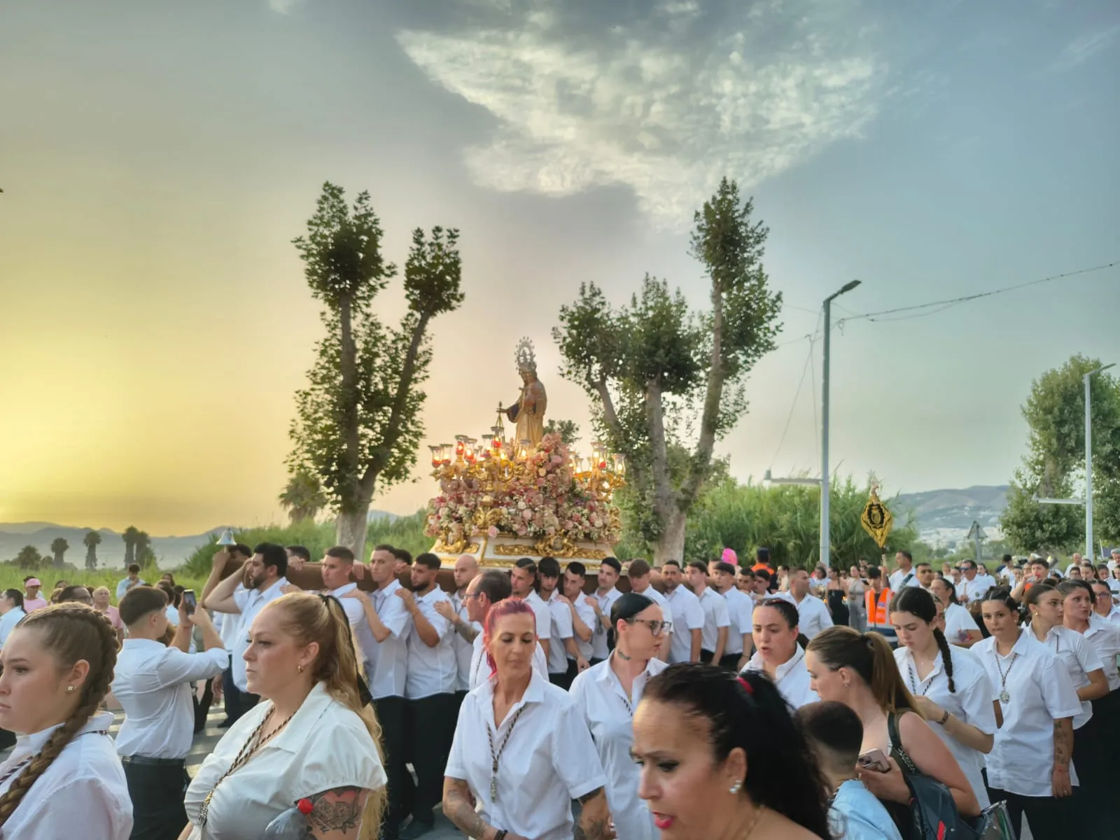 En EL FARO, especial procesión Virgen del Carmen de Motril (El Varadero)