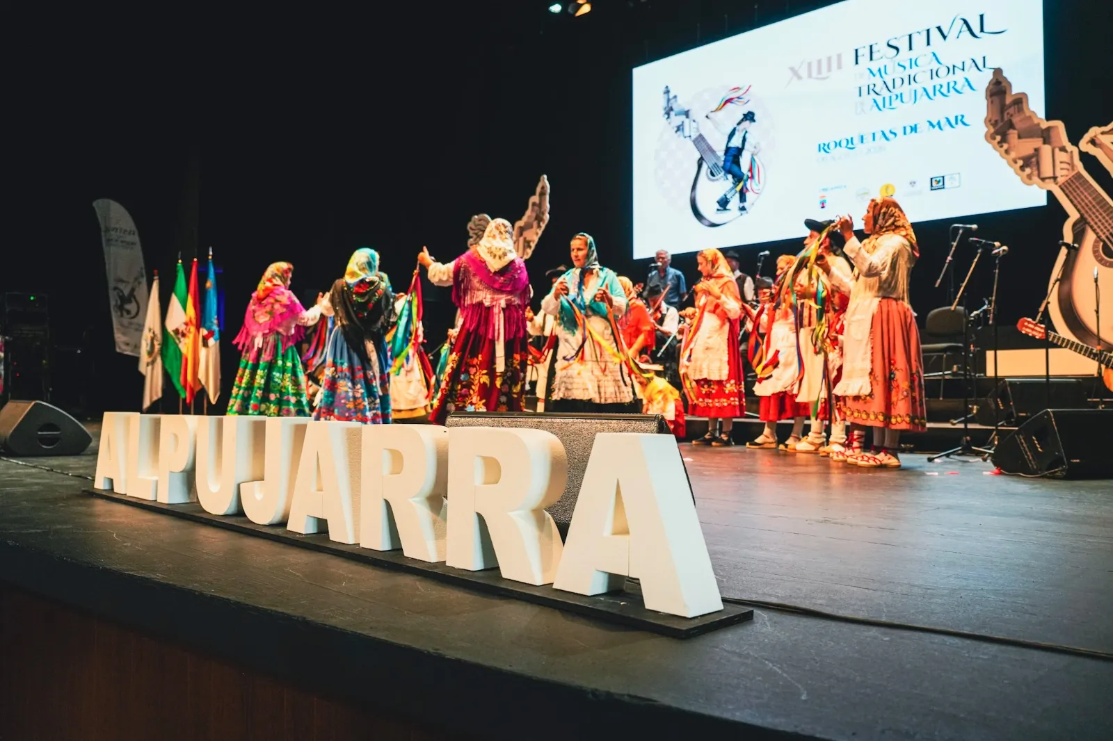 Rodríguez destaca el Festival de Música Tradicional de La Alpujarra como un referente en la conservación de las raíces de la comarca