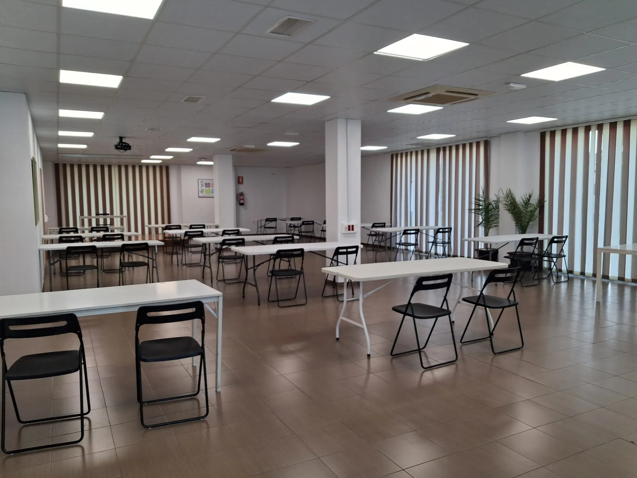 El edificio de La Matraquilla ya está preparado como sala de estudio durante las tardes del mes de agosto