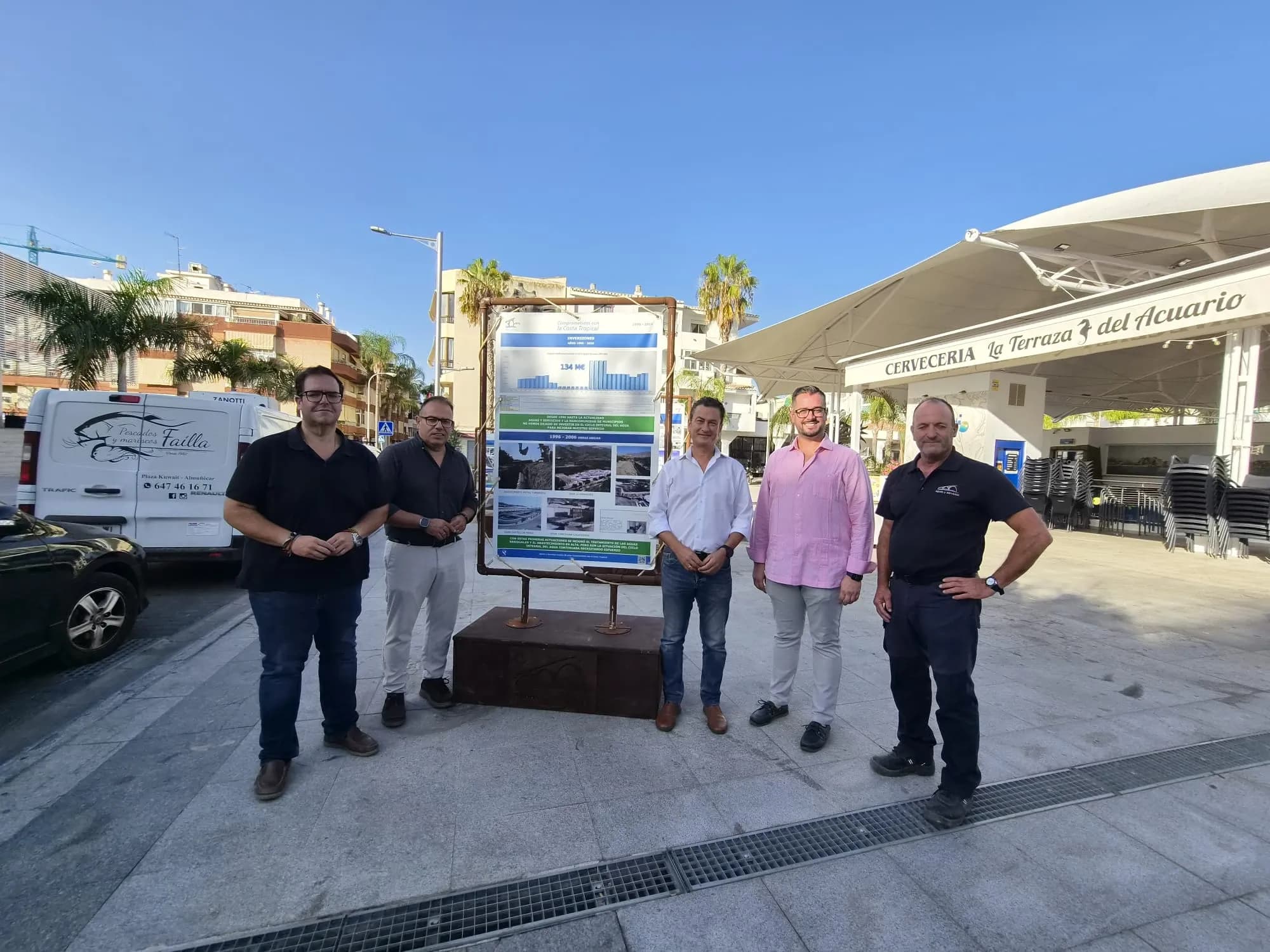 La exposición del 30 aniversario de Aguas y Servicios hace parada esta semana en Almuñécar y La Mamola