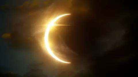 Con motivo del eclipse, Tráfico recomienda planificar los desplazamientos, escalonar el regreso y extremar la precaución al volante
