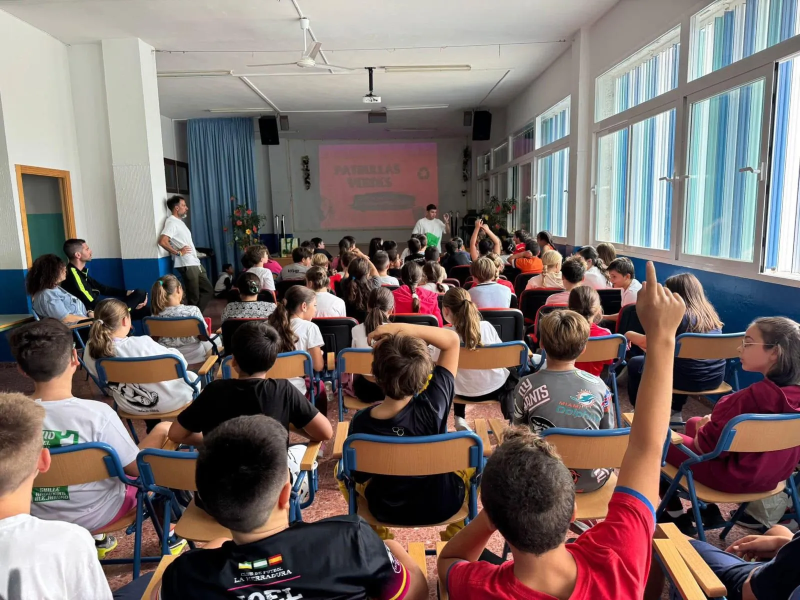 Almuñécar invertirá más de 150.000 euros para poner en marcha la climatización de sus colegios