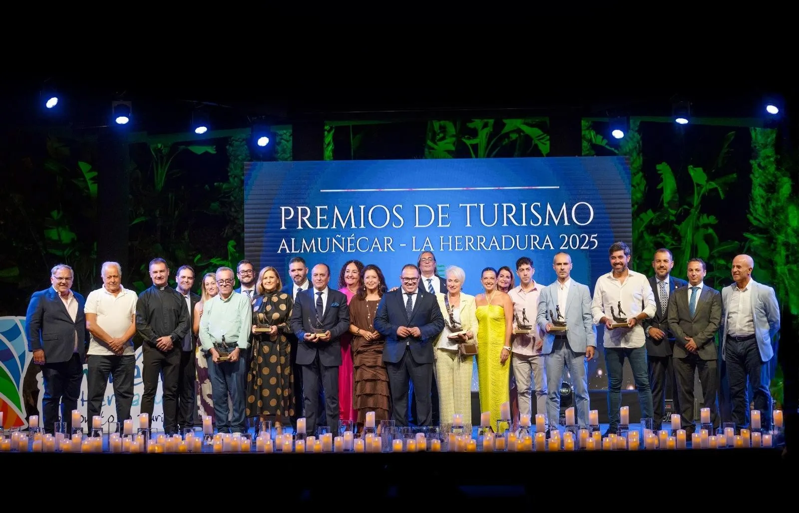 Juanma Moreno, Lourdes Maldonado y Camin, entre los galardonados de los Premios de Turismo de Almuñécar 2026