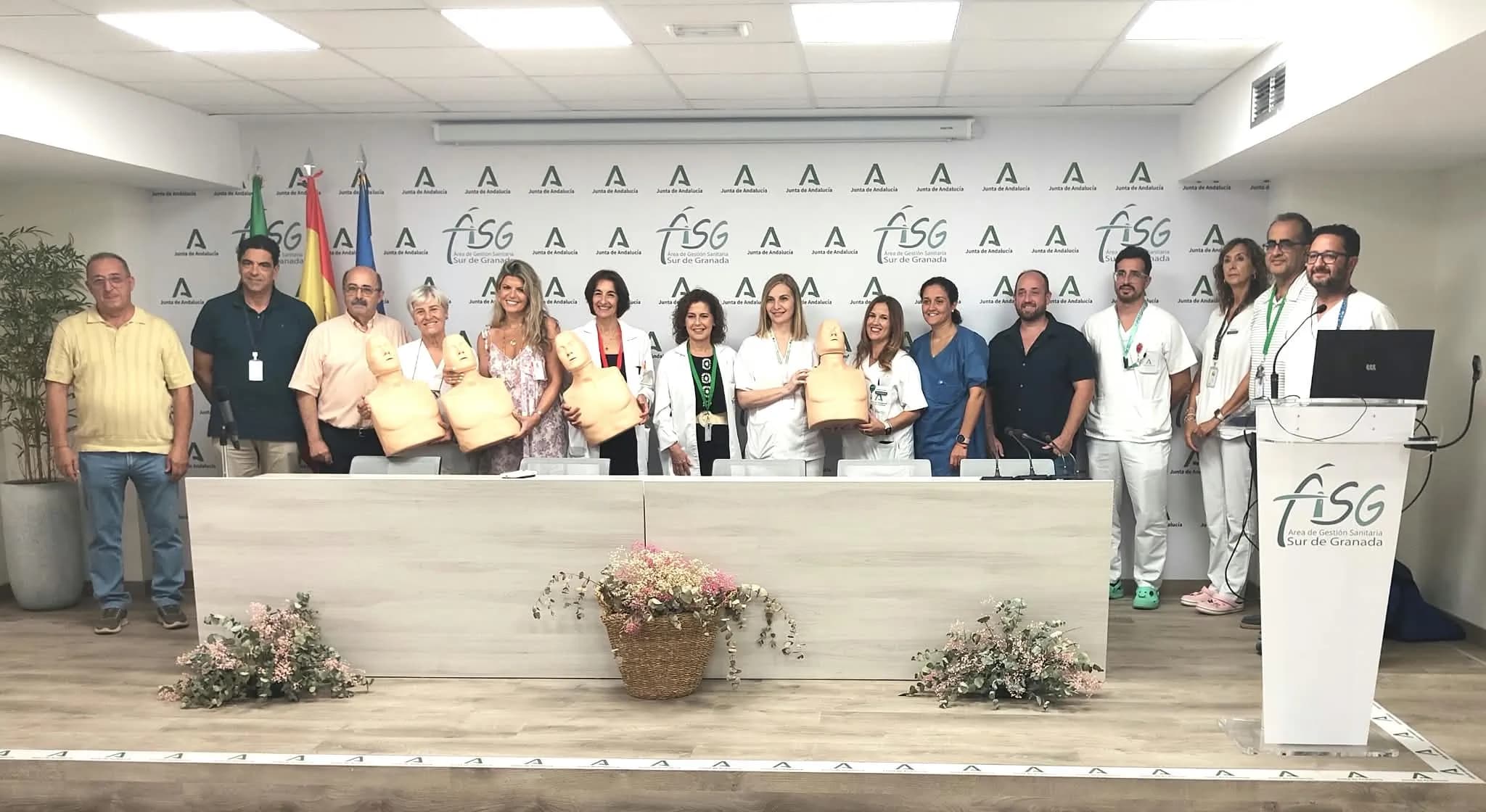 ‘Mucho Corazón’ dona a el Área Sanitaria Sur de Granada cuatro torsos para prácticas de Reanimación Cardiopulmonar
