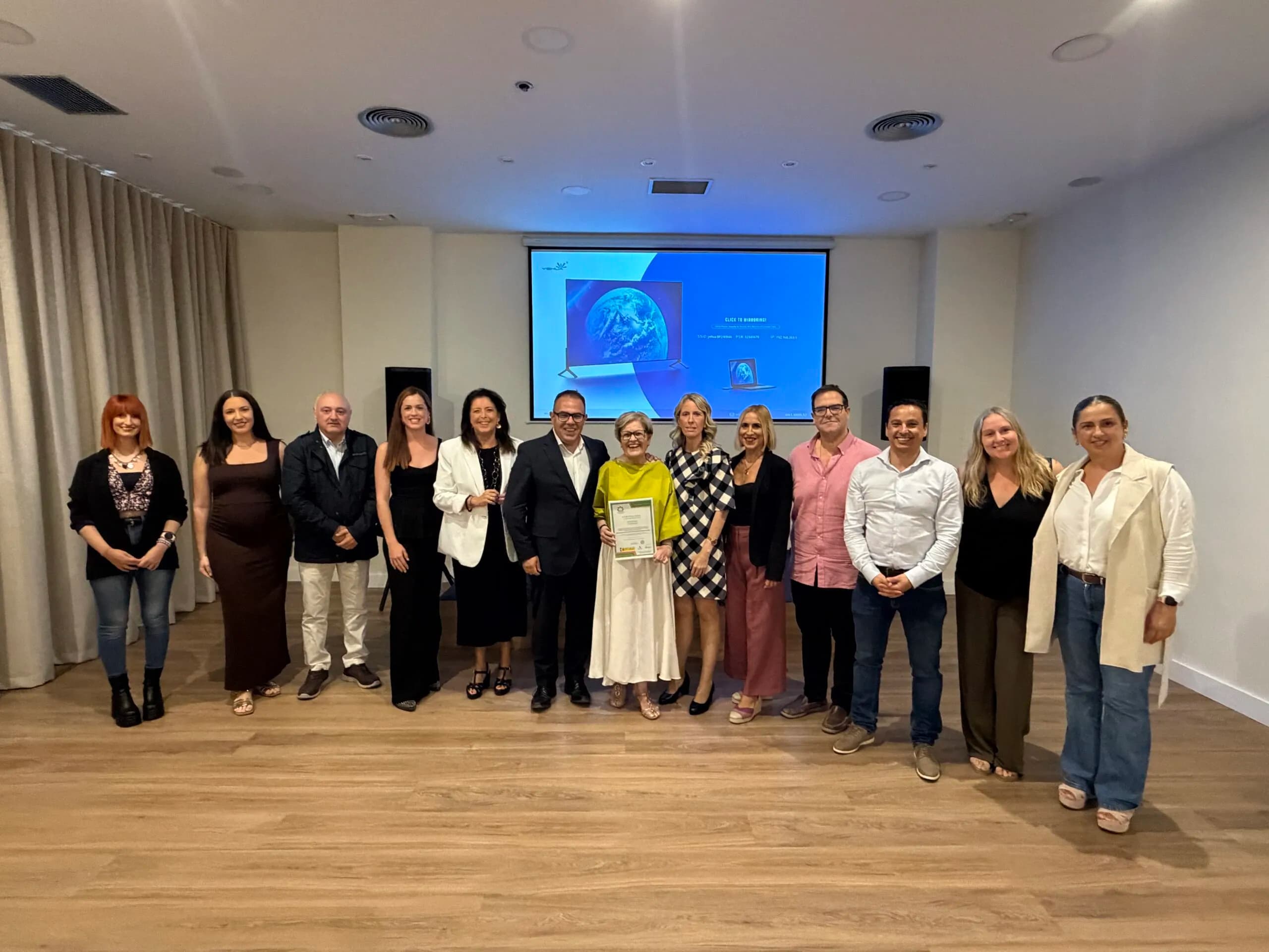 AFAVIDA Almuñécar recibe un reconocimiento por sus buenas prácticas en terapias no farmacológicas