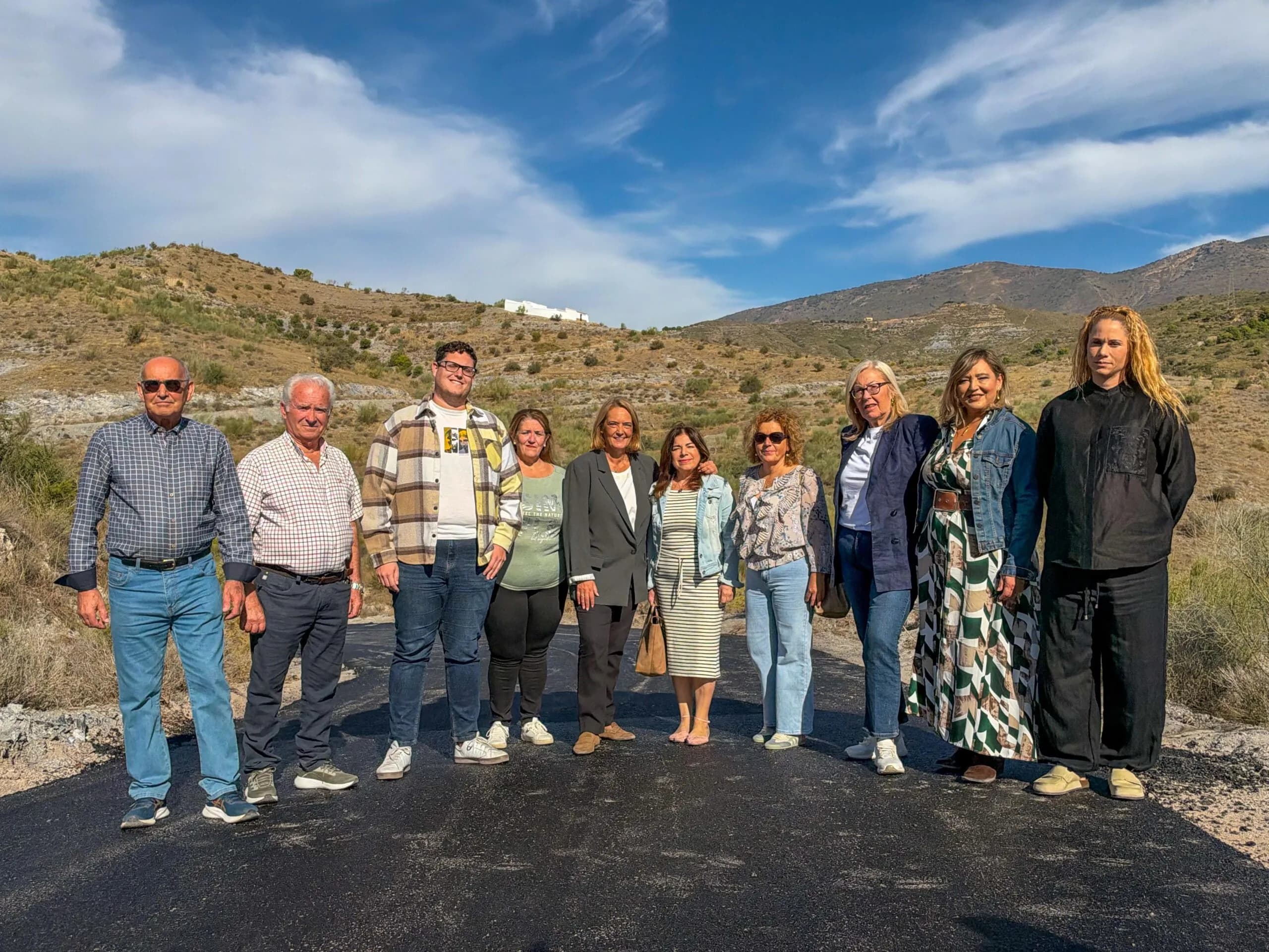 Concluye la mejora del camino de acceso al cementerio del anejo motrileño de los Tablones