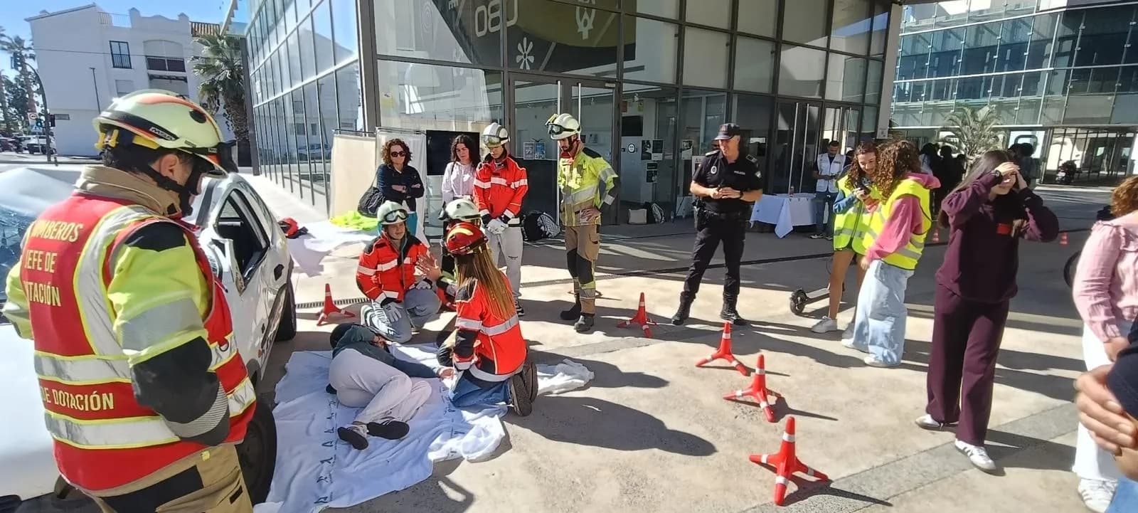 ‘Conduce tu futuro’ arranca en Motril para concienciar a los jóvenes sobre los riesgos de la carretera