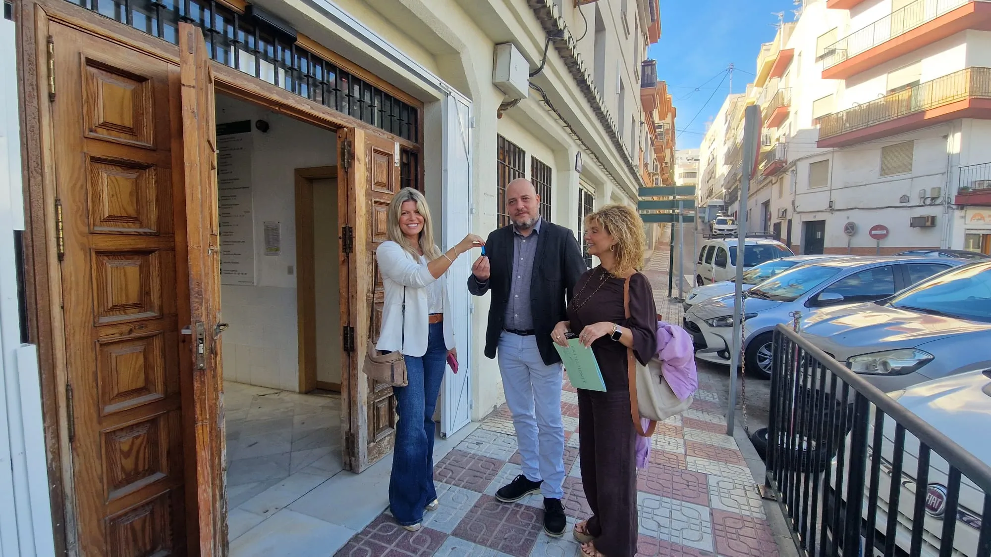 El edificio del antiguo Centro de Salud vuelve a manos del Ayuntamiento de Salobreña tras la cesión en 1984 al SAS