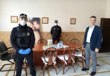 El Hotel Almuñécar Playa entrega material de protección al Ayuntamiento sexitano