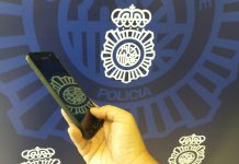 Detenido en Motril un individuo por robar presuntamente un teléfono móvil valorado en más de 300 euros al cliente de una terraza de un bar