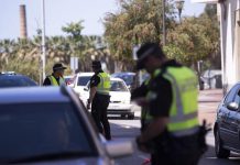 Detenidos en Motril dos jóvenes por forzar, presuntamente, hasta nueve vehículos