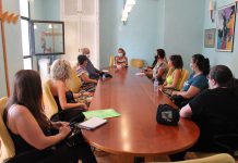 El Ayuntamiento de Salobreña se vuelve a reunir con los padres y madres de los escolares para conocer su percepción de las primeras semanas del curso