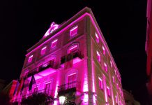 Almuñécar rinde homenaje a las mujeres que luchan contra el cáncer de mama