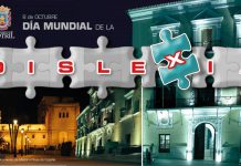 Motril conmemora el Día de la Dislexia iluminando de azul los edificios del Ayuntamiento y CDT