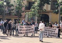 El PSOE muestra su apoyo a los comerciantes y hosteleros de Motril que han reclamado mayor sensibilidad de las administraciones públicas