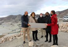 Carchuna y Calahonda reconstruyen su espectacular mirador del Llano