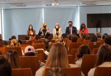 Los alumnos de Formactiva+ asisten a una charla que ensalza el valor del emprendimiento empresarial