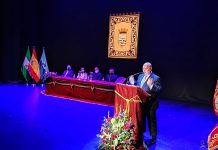 El periodista Fernando Argüelles destaca sus vivencias y emociones en un poético Pregón de la Semana Santa de Almuñécar 2022