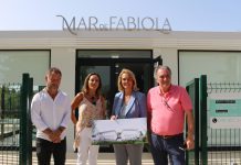 La zona turística de Playa Granada contará con un centro comercial de 1.500 metros cuadrados