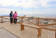 80.000 euros de inversión con cargo a fondos PFEA permiten recuperar todo el esplendor del espectacular mirador del Llano en Carchuna-Calahonda