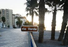 Almuñécar señaliza los nombres de sus ríos
