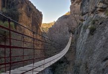 Evacuado al hospital un escalador tras sufrir una caída en Monachil