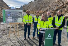 Una inversión de 1,4 millones de euros permite reparar el firme y ampliar la carretera del Puerto de la Ragua