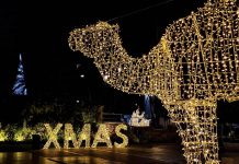 El alumbrado navideño en Motril permanecerá encendido hasta el jueves «como medida de apoyo al comercio y la hostelería»