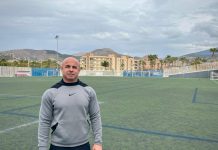 El Ayuntamiento iniciará el cambio de césped del campo de fútbol Hermanos Callejón